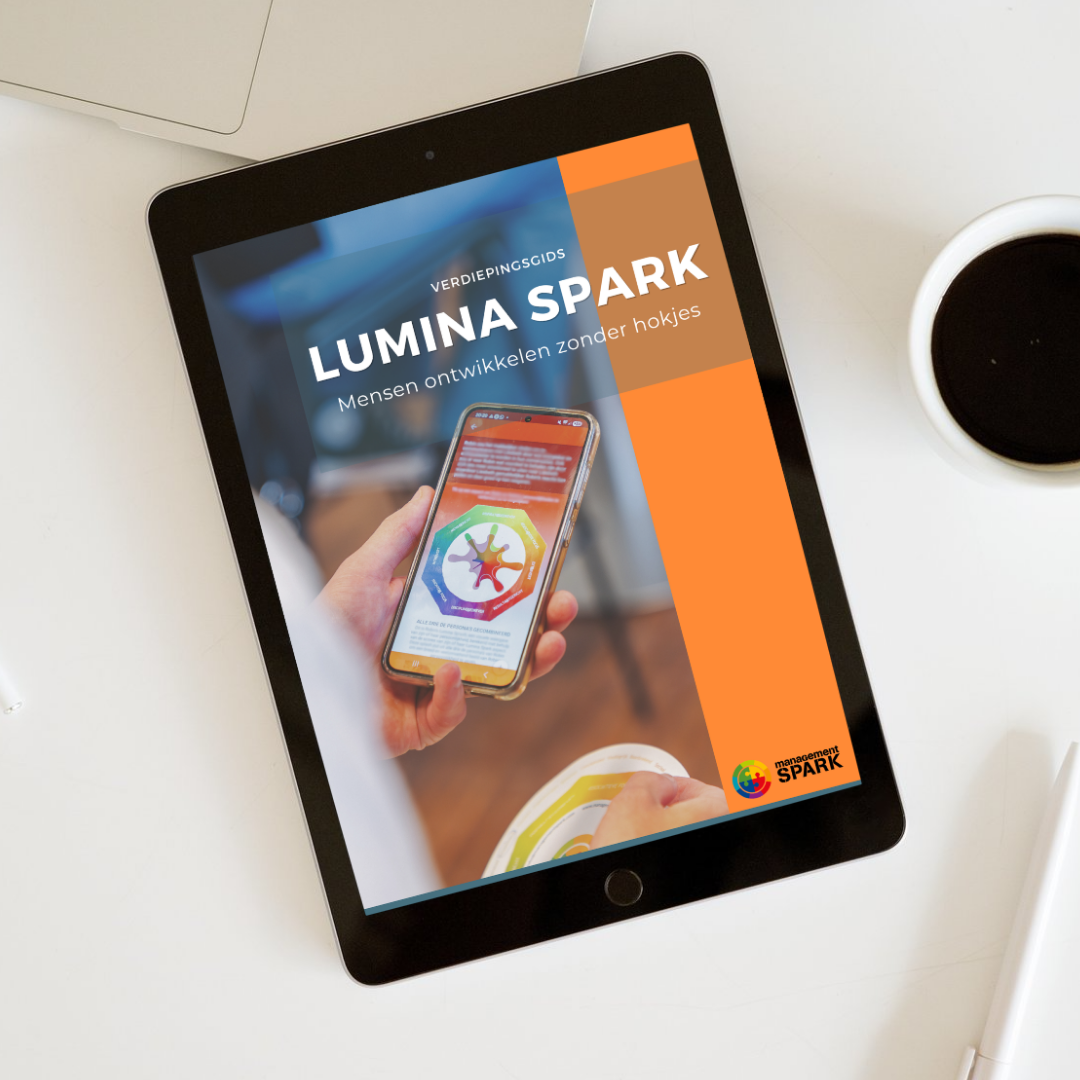 Gratis e-book 'Lumina Spark – Mensen ontwikkelen zonder hokjes' over persoonlijkheid, gedragsintelligentie en Lumina Spark.